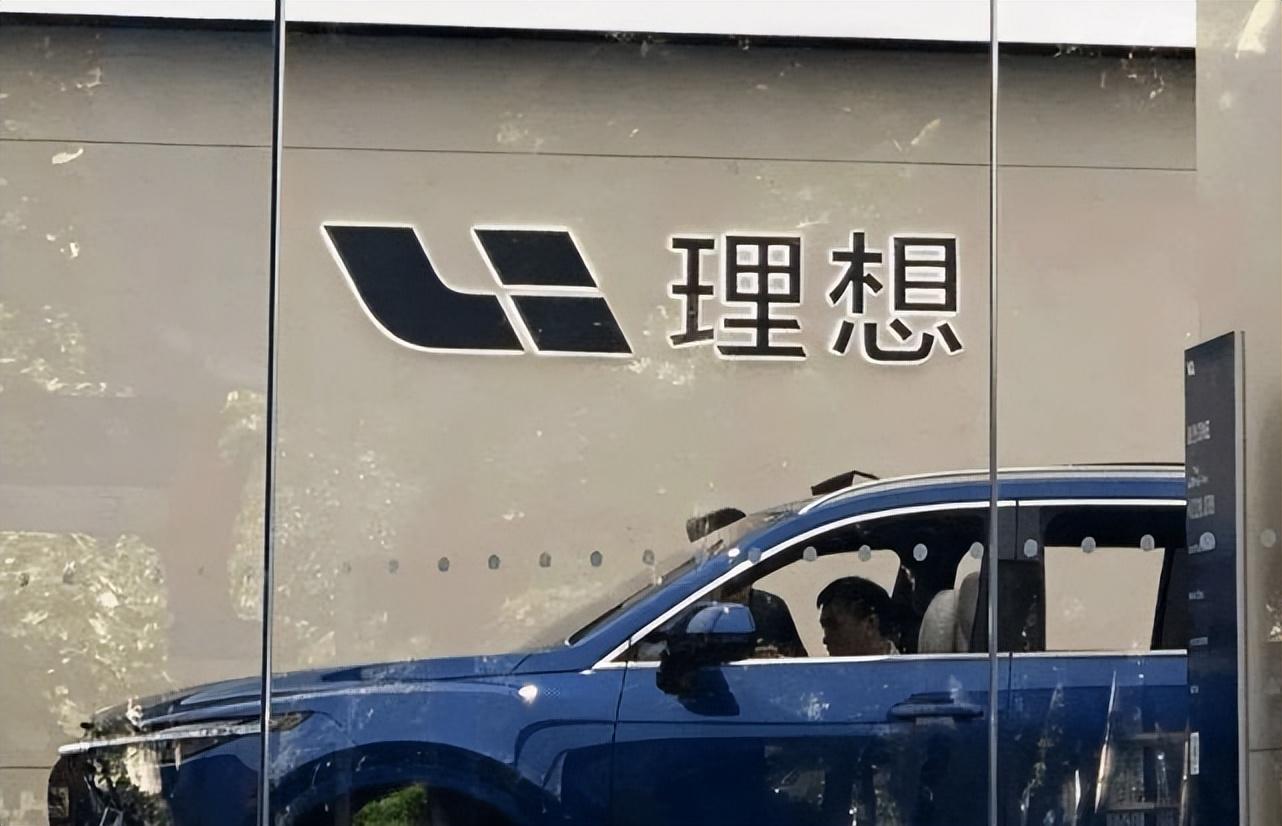 李想抱怨“销量不行,noa拉垮”,这是在埋汰谁?