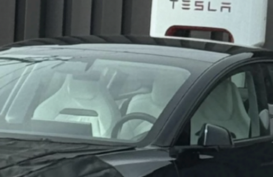 特斯拉model 3高性能版谍照,若卖36万的话,买吗?