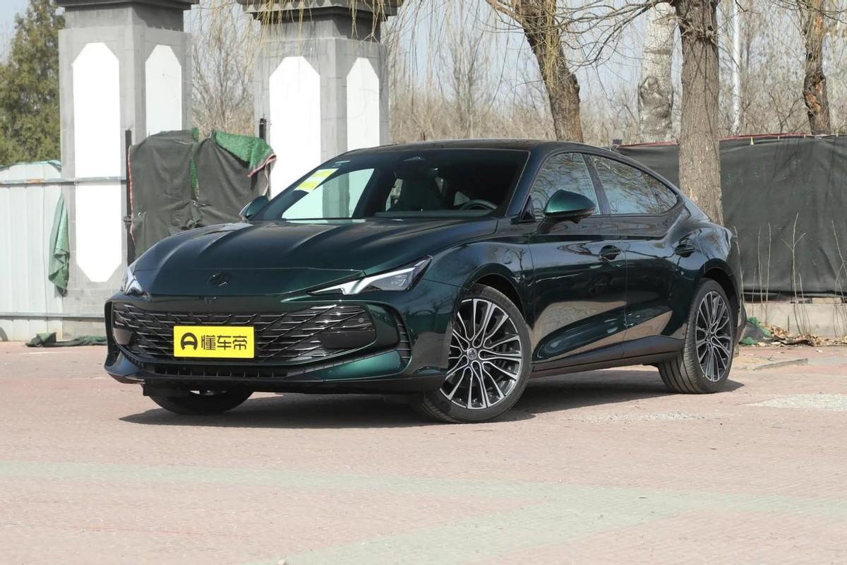 15万买中型车,mg7、本田雅阁、福特蒙迪欧3车横评,谁更值得选?