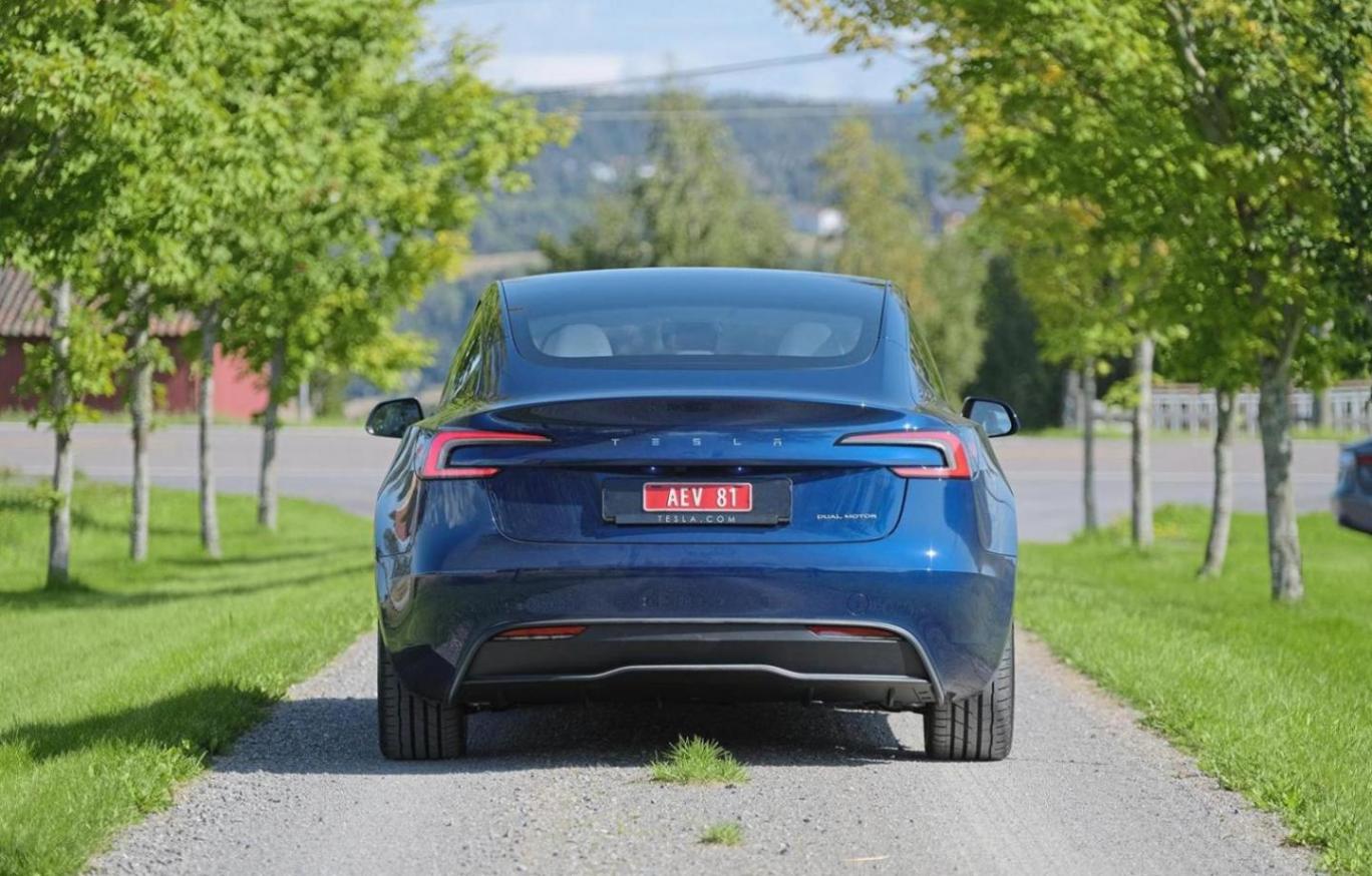 迟来的升级:特斯拉 model 3