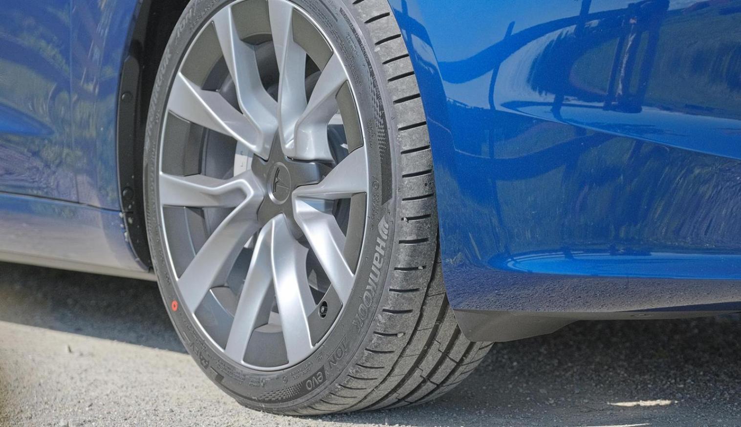 迟来的升级:特斯拉 model 3