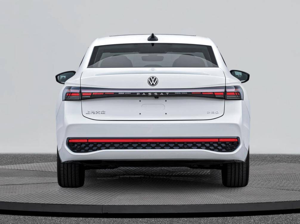 合资翻身战!4月申报新车:宝马x1 m35li确定国产,帕萨特pro登场