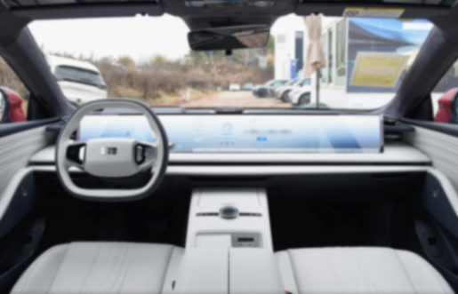银河e8定位中大型车,起售价16.58万元,值得选择吗