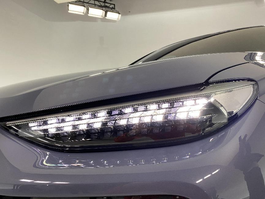 纯电重磅战略车!奥迪q6l e-tron发布