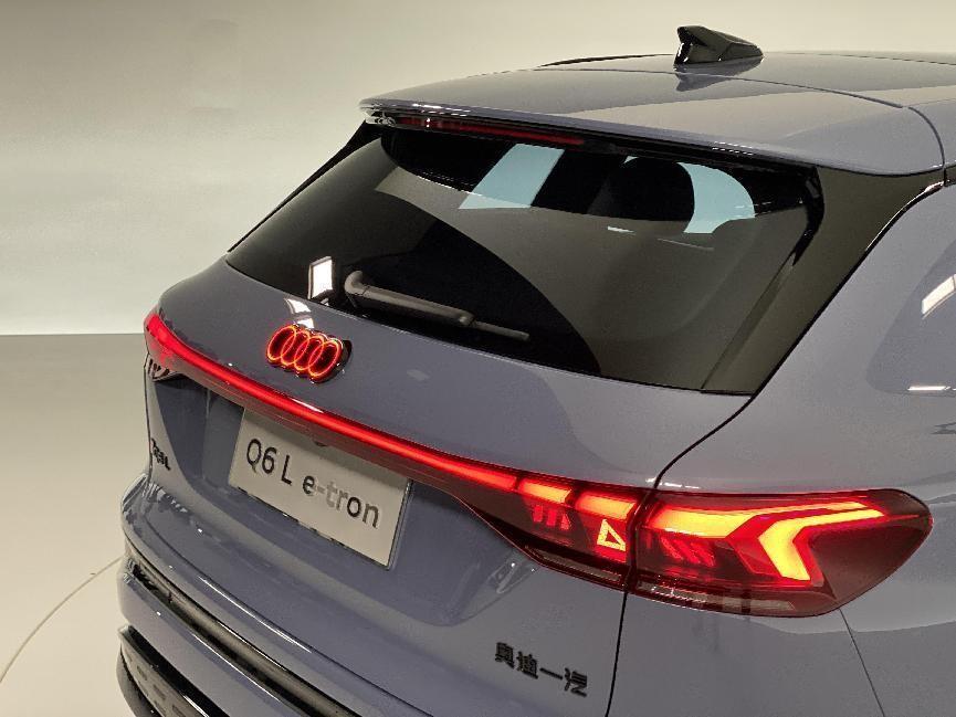 纯电重磅战略车!奥迪q6l e-tron发布