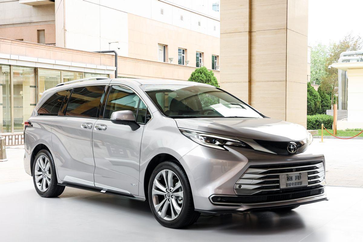 专为中国升级,2024款赛那售价28.48万元起,价格大幅度下调