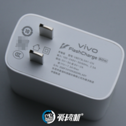 续航屠榜,iqoo z9 turbo评测:华星c8屏 6000mah的骁龙8s gen 3