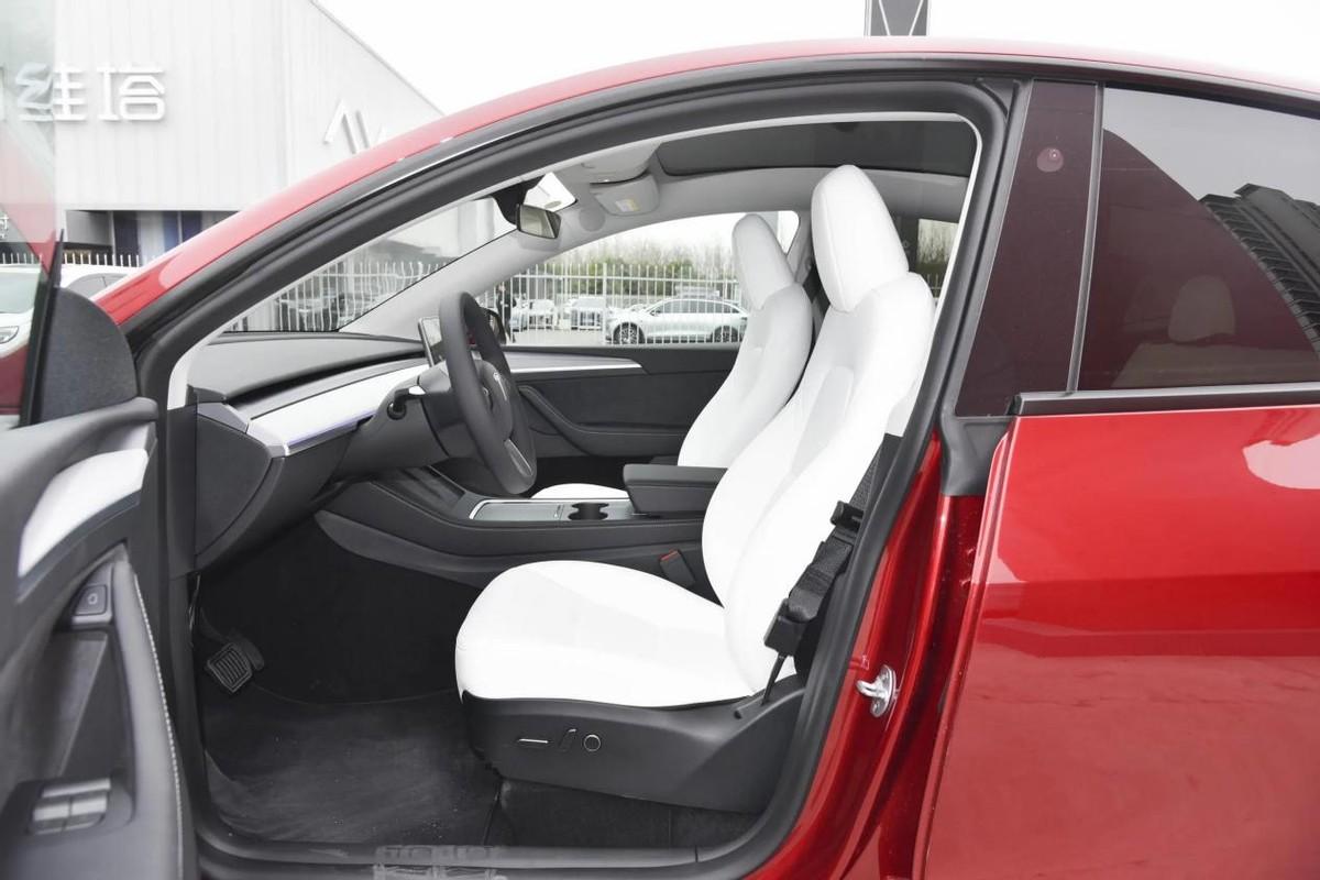 华系vs美系,昊铂ht全面对比特斯拉model y,谁更适合大众?