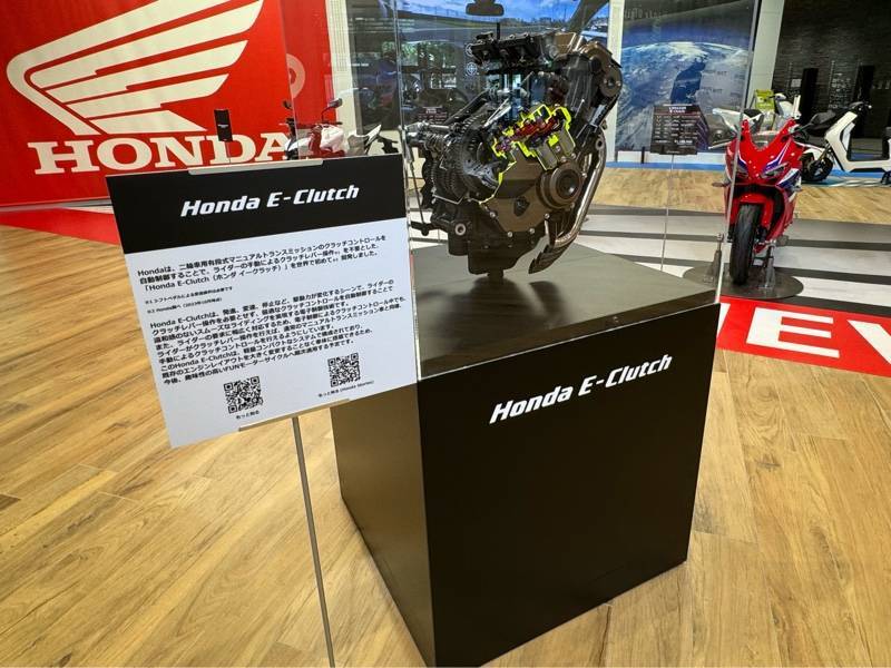 本田展示2024款cb1000r大黄蜂!与750、400车型家族化设计