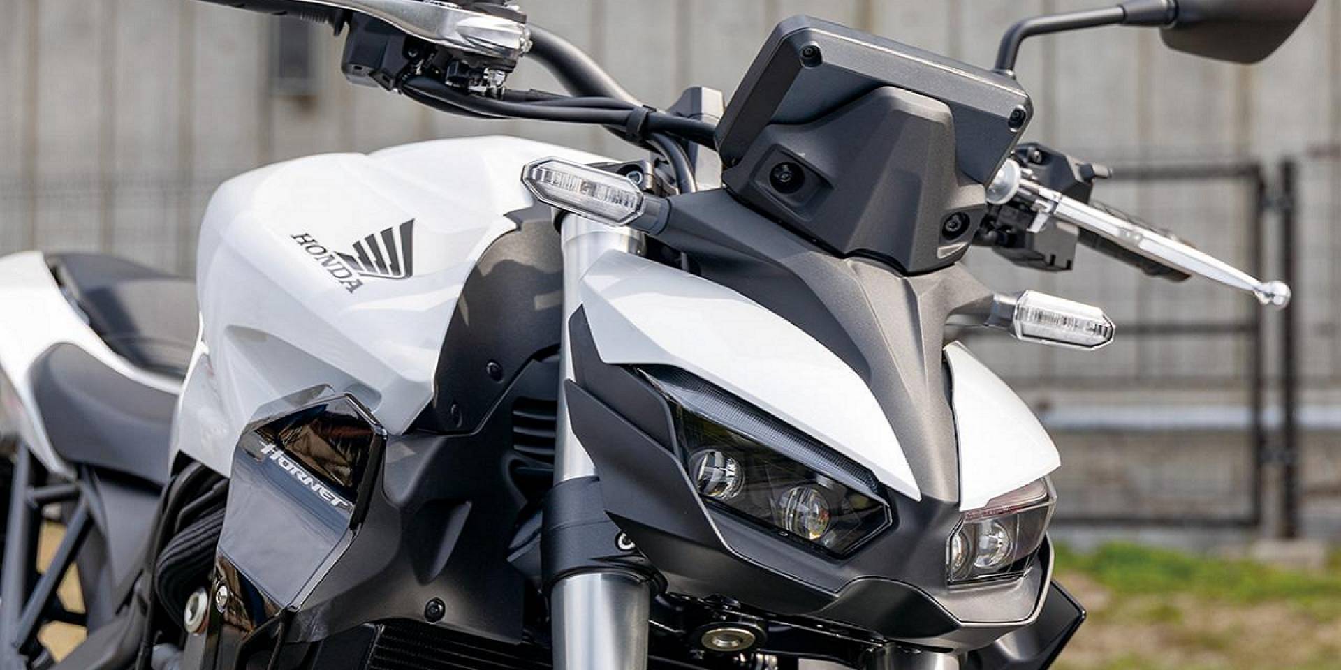 本田展示2024款cb1000r大黄蜂!与750、400车型家族化设计