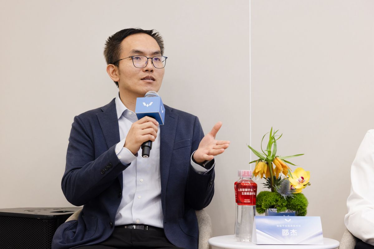 下半年产品规划曝光!2024北京车展五菱专访