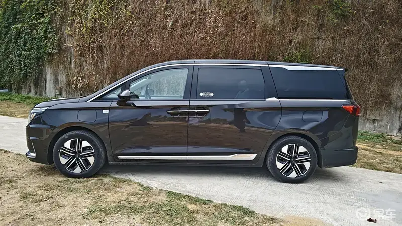 被严重低估的实用型mpv 试驾瑞风rf8