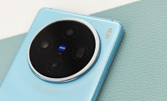 vivo x100 ultra预热一年,发布时间多次推迟,原来在憋大招