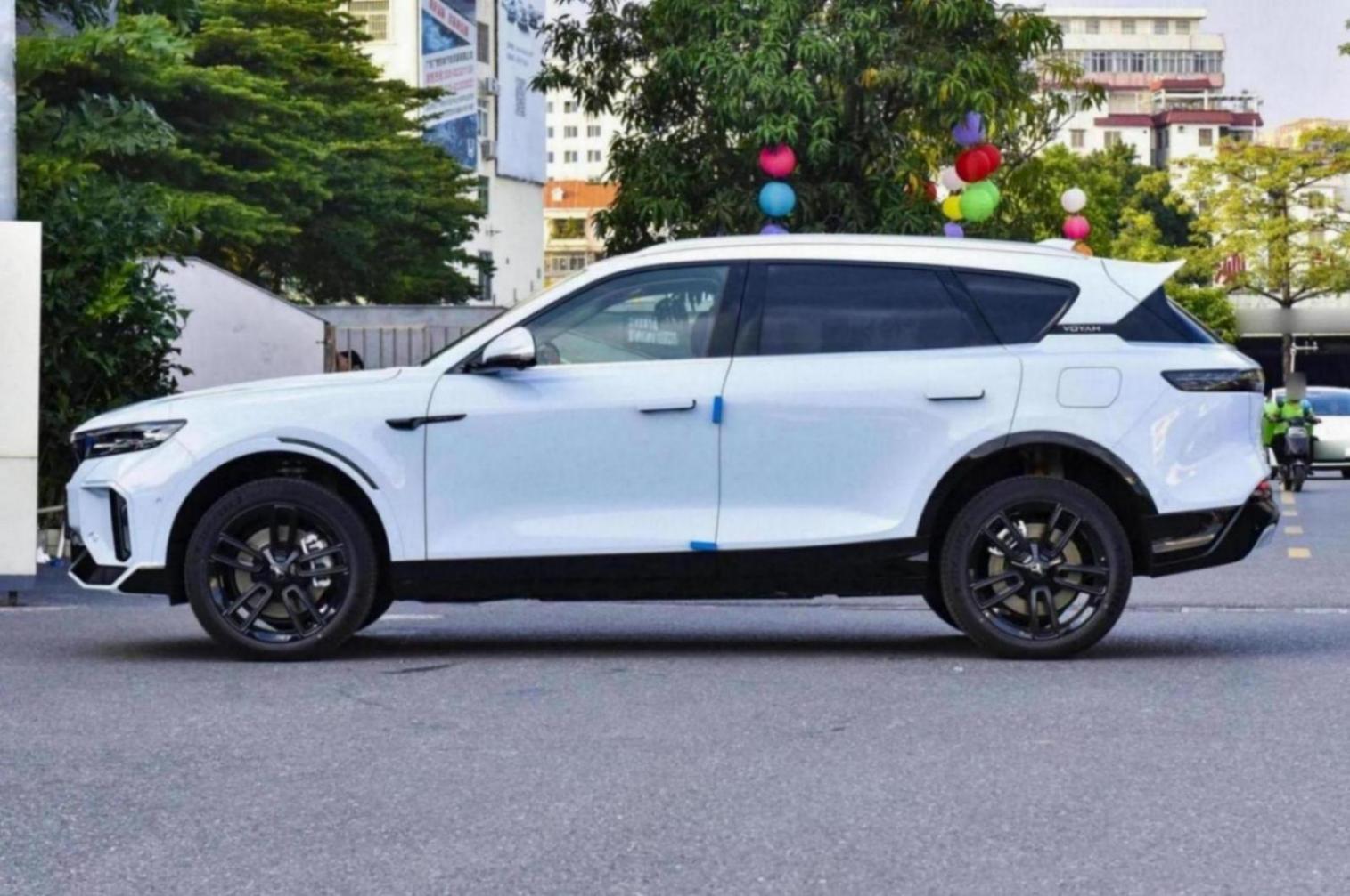 定位中大型suv且超长续航的岚图free ,实力表现如何?