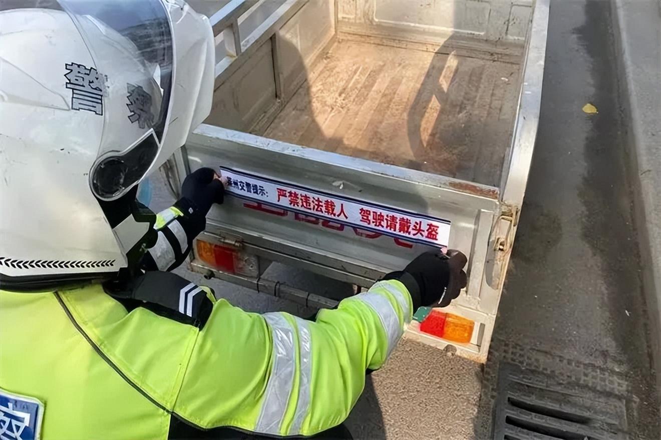 三轮车上路,c1驾照被扣9分?这些情况要注意,否则罚款、扣分